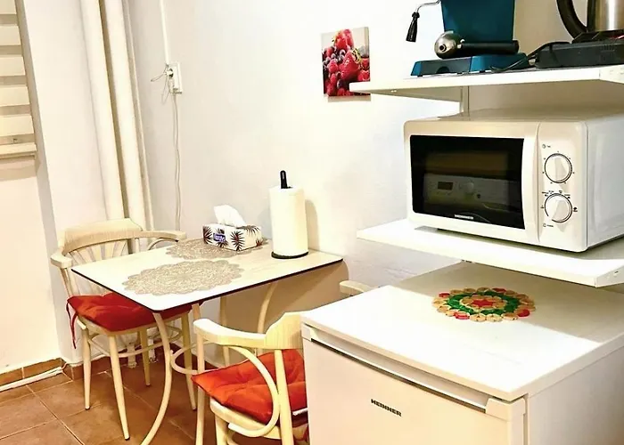 Cozy And Clean Apartment, Near National Arena Апартаменты *