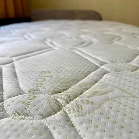 Cozy And Clean Apartment, Near National Arena 아파트 부쿠레슈티