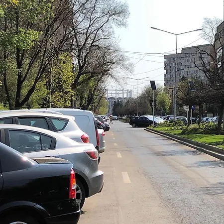 Cozy And Clean Apartment, Near National Arena Apartman Bukarest