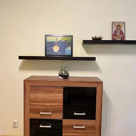 Cozy And Clean Apartment, Near National Arena Apartment Bukarest